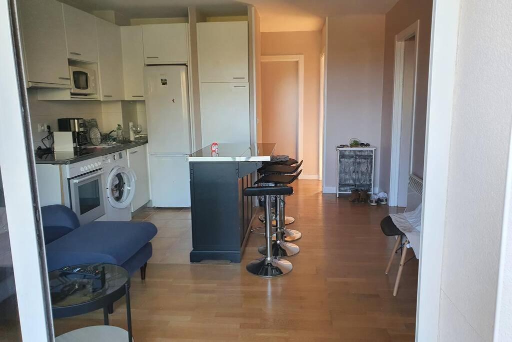 Hendaye: Joli T3, Piscine Et Parking Avec Vue Sur L'Ocean Apartment Exterior photo